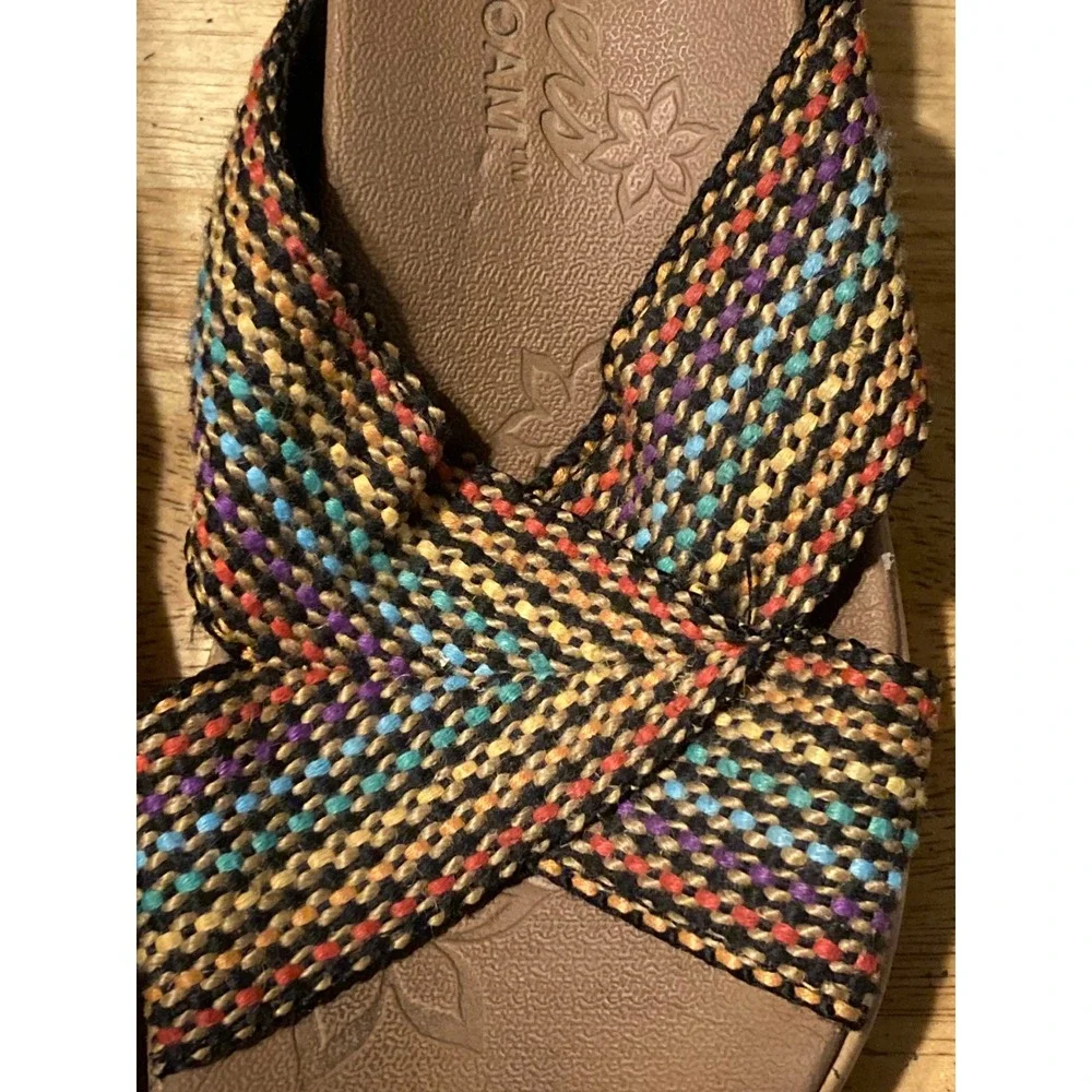 Skechers Luxe Foam‎ Multi Color Woven Wedge Sandals Womens 6 SN 38554 MLT Boho